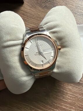 Gucci Two-Tone Silver and Rose Gold Dial Watch